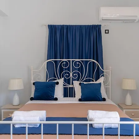 Loulaki Santorini *
