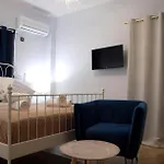 Loulaki Santorini * Vourvoulos